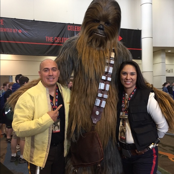 Meet your Posh Ambassador, VERONICA & JORDAN. 🌺 - Picture 2 of 4